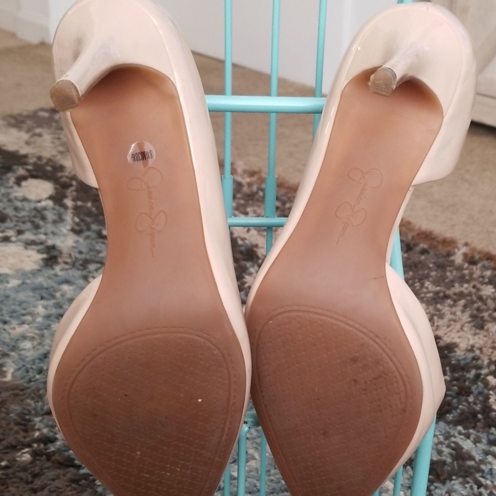Beige Pumps - Picture 4 of 4